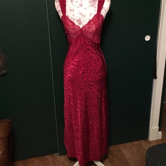 victoria secret long nightgowns